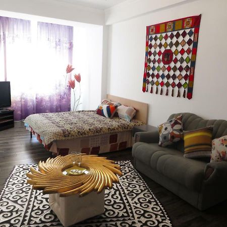 Bishkek House Apartament Esterno foto