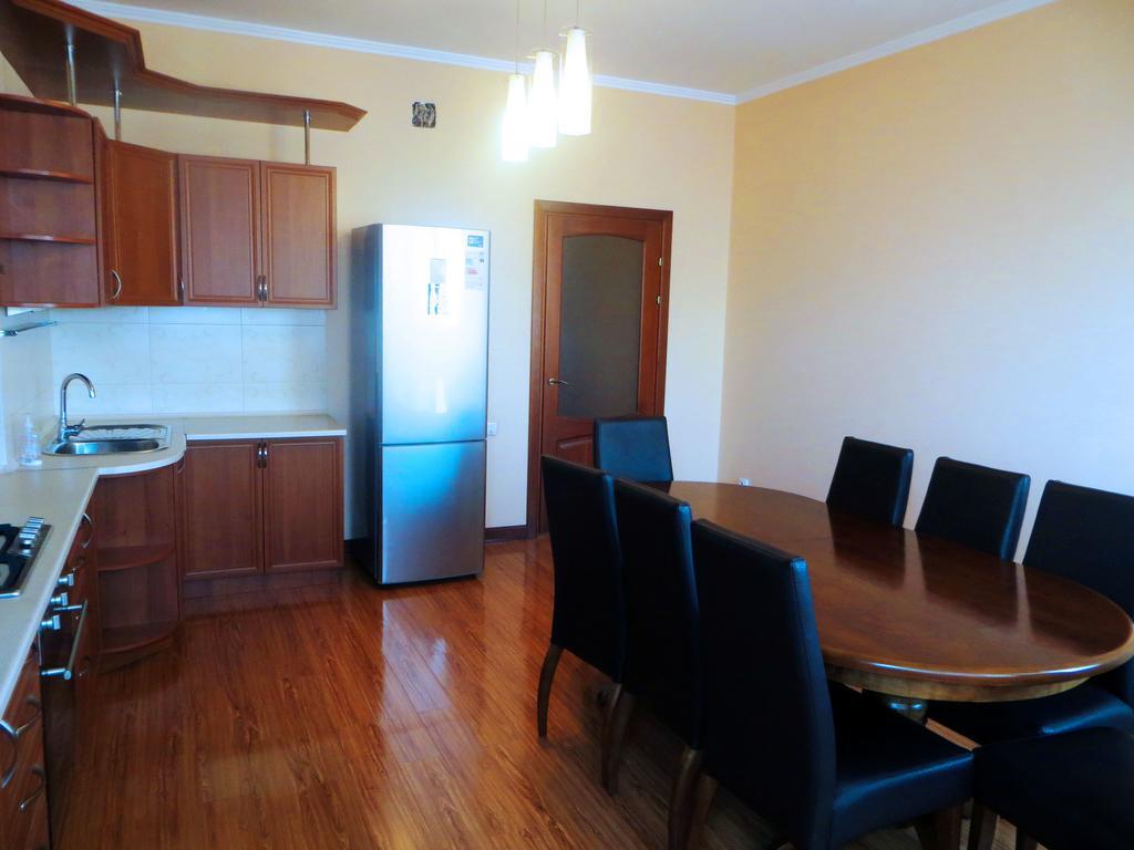 Bishkek House Apartament Esterno foto