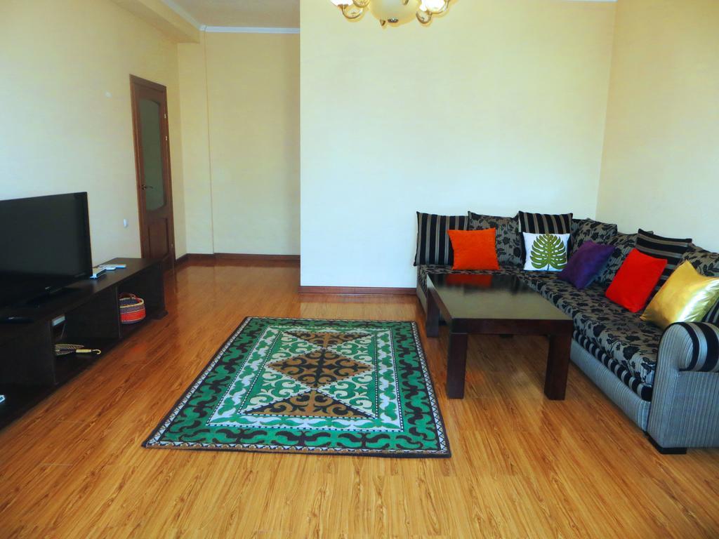 Bishkek House Apartament Esterno foto
