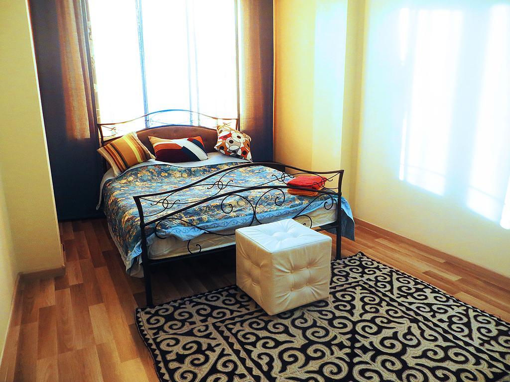 Bishkek House Apartament Esterno foto